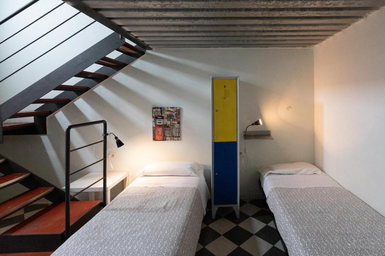 Fabric Hostel ポルティチ エクステリア 写真